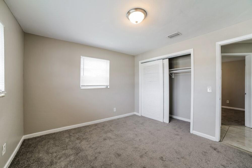 Royal Palms Park 49-8 B - Residential Lease