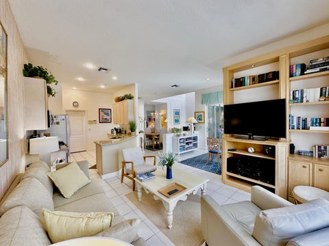 Tiny photo for 97 Monterey Pointe Drive, Palm Beach Gardens, FL 33418 (MLS # B26083164)