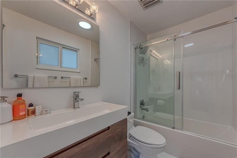 Harbour Heights Add 35-21 - Residential Lease