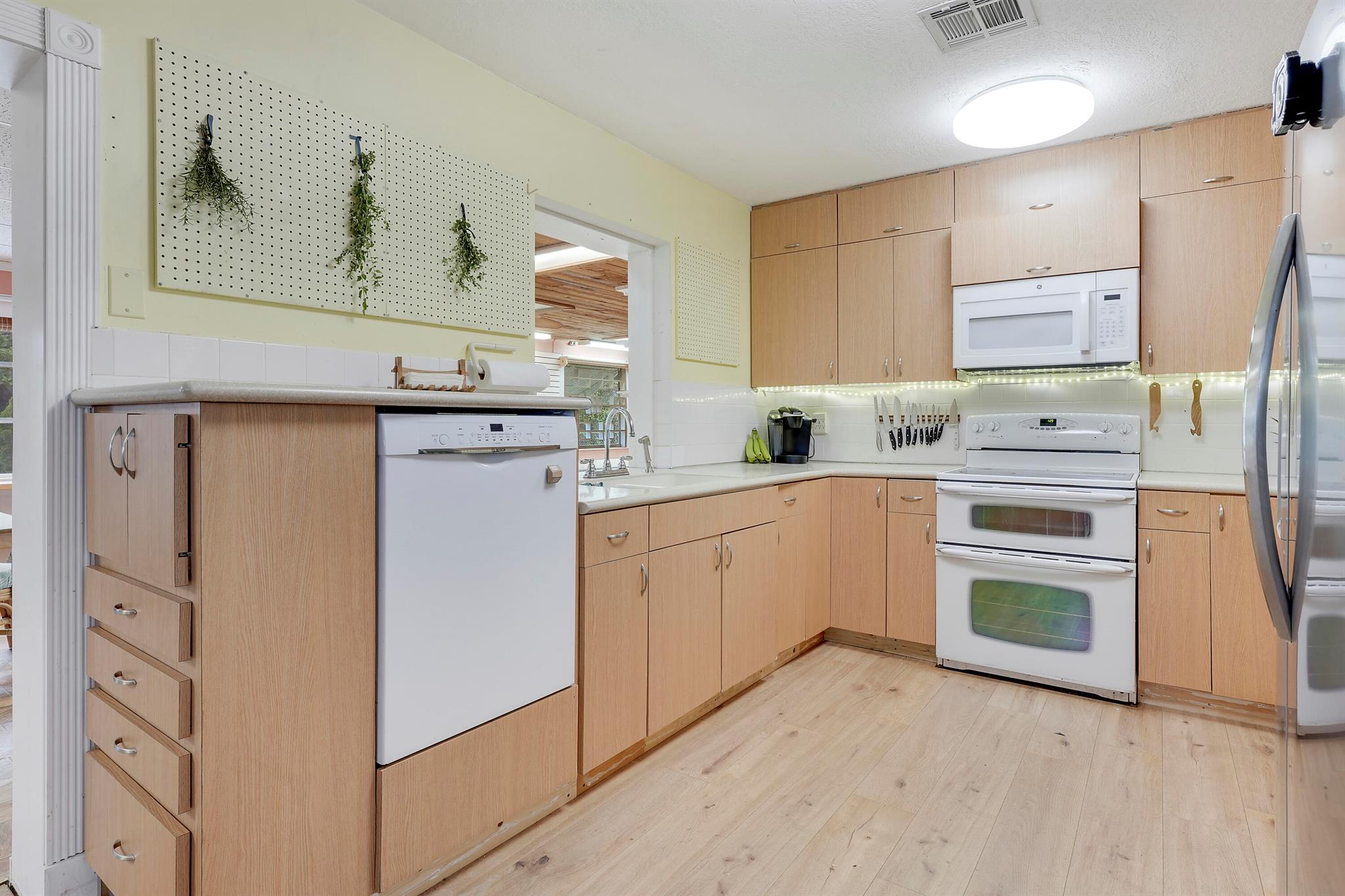 FAIRWAY PINES - Residential