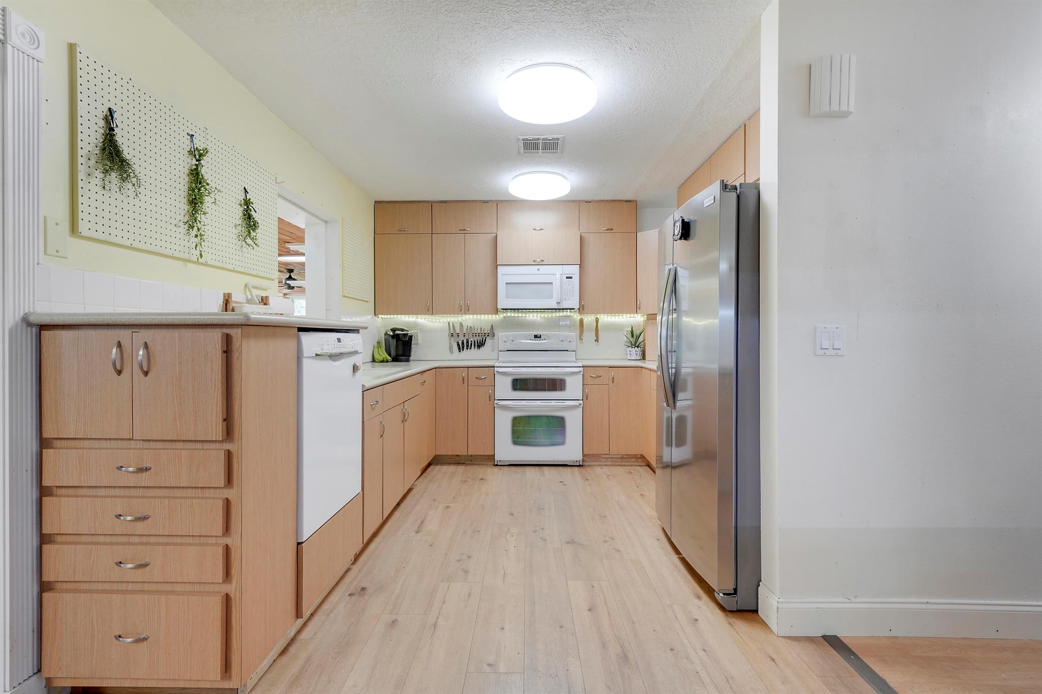 FAIRWAY PINES - Residential