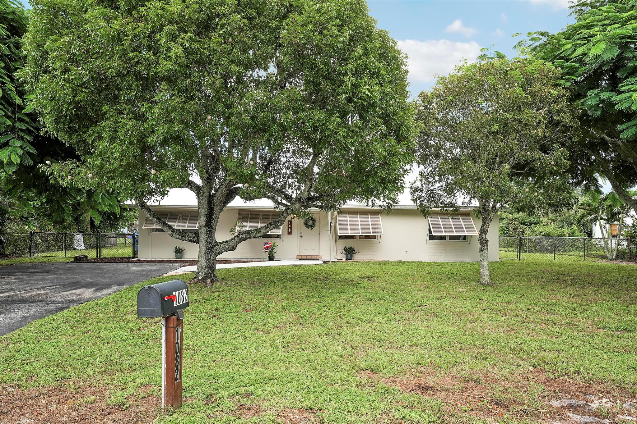 FAIRWAY PINES - Residential