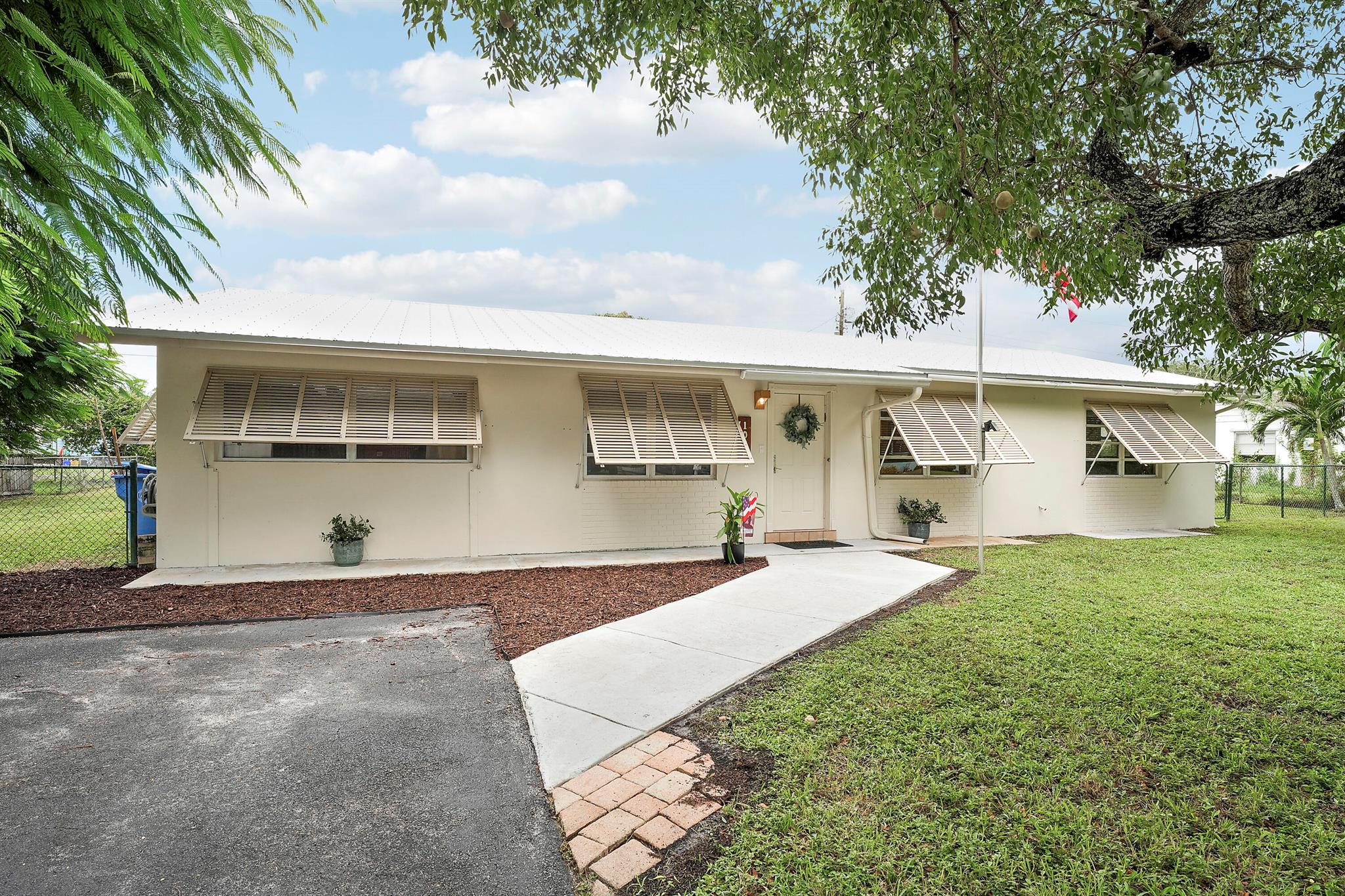 FAIRWAY PINES - Residential