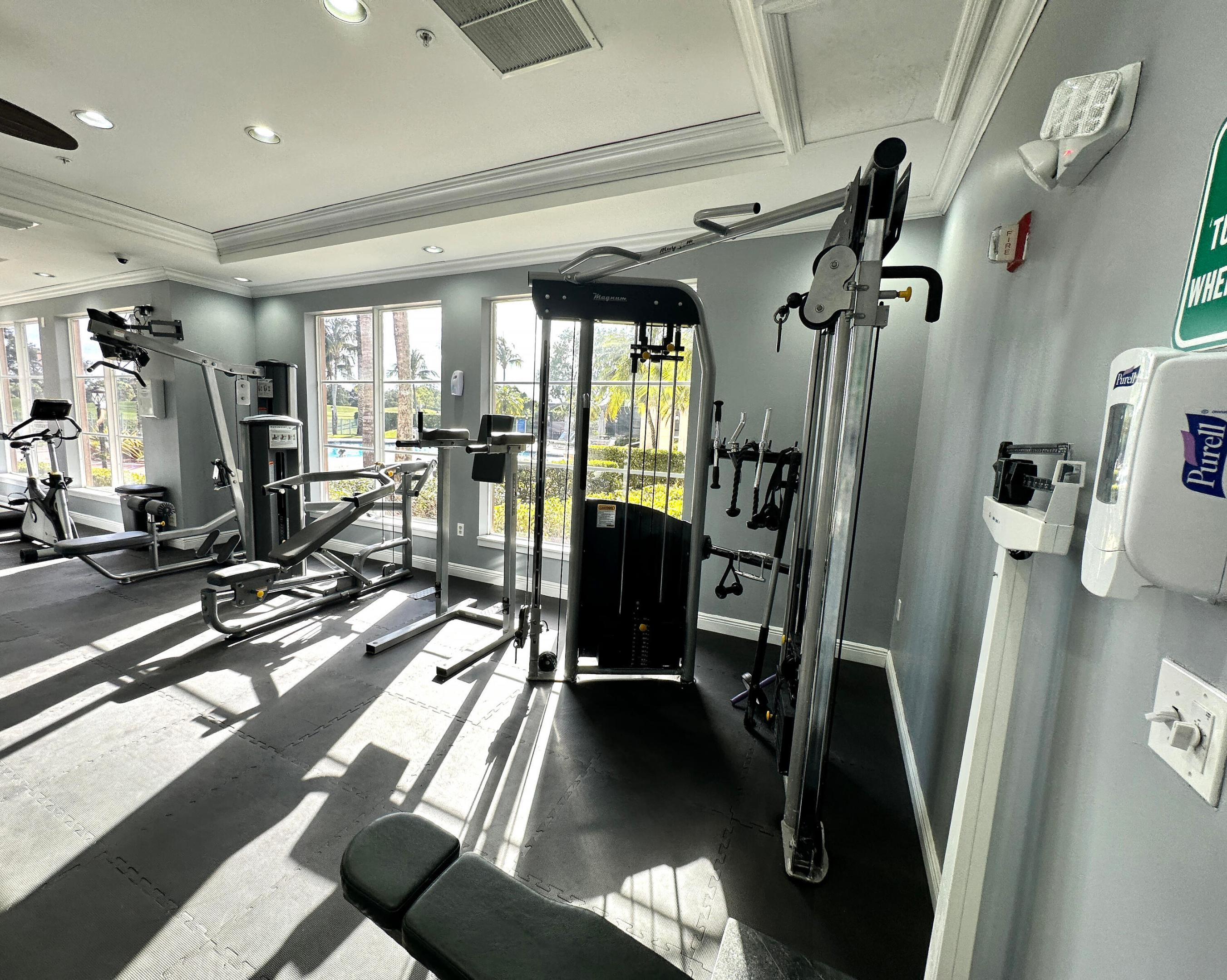 ST ANDREWS AT POLO CLUB CONDO - Residential Lease