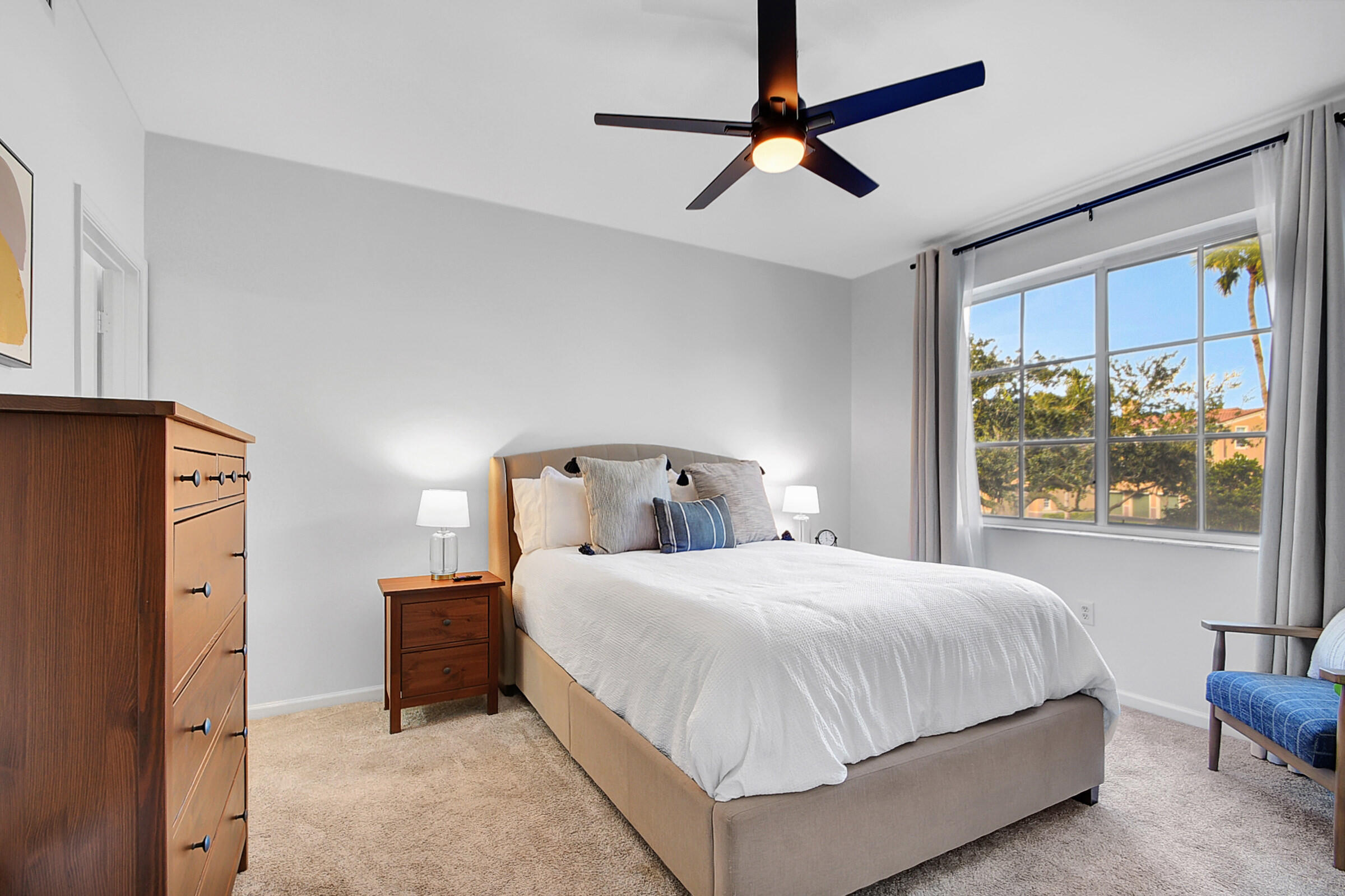 ST ANDREWS AT POLO CLUB CONDO - Residential Lease