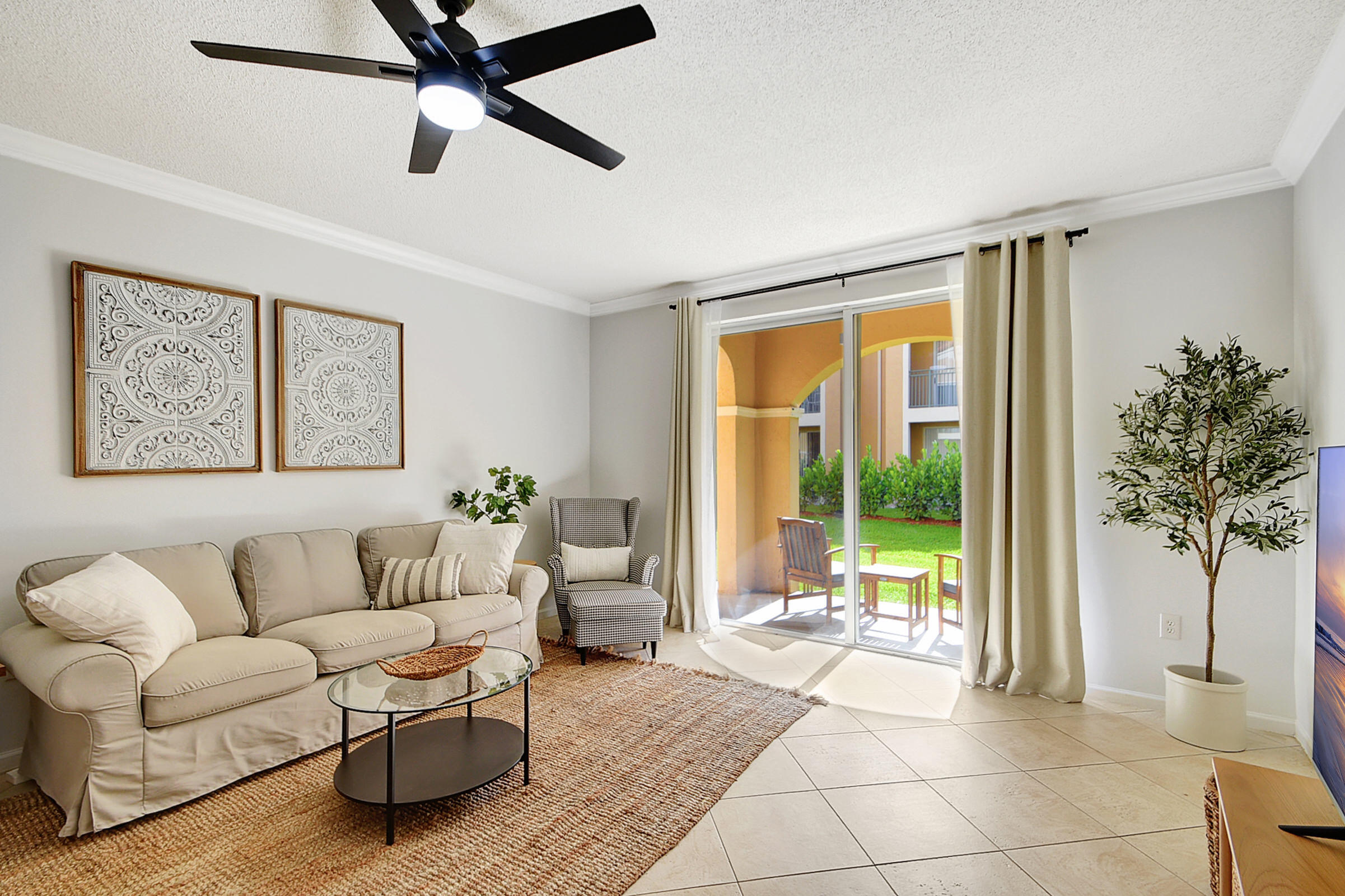 ST ANDREWS AT POLO CLUB CONDO - Residential Lease