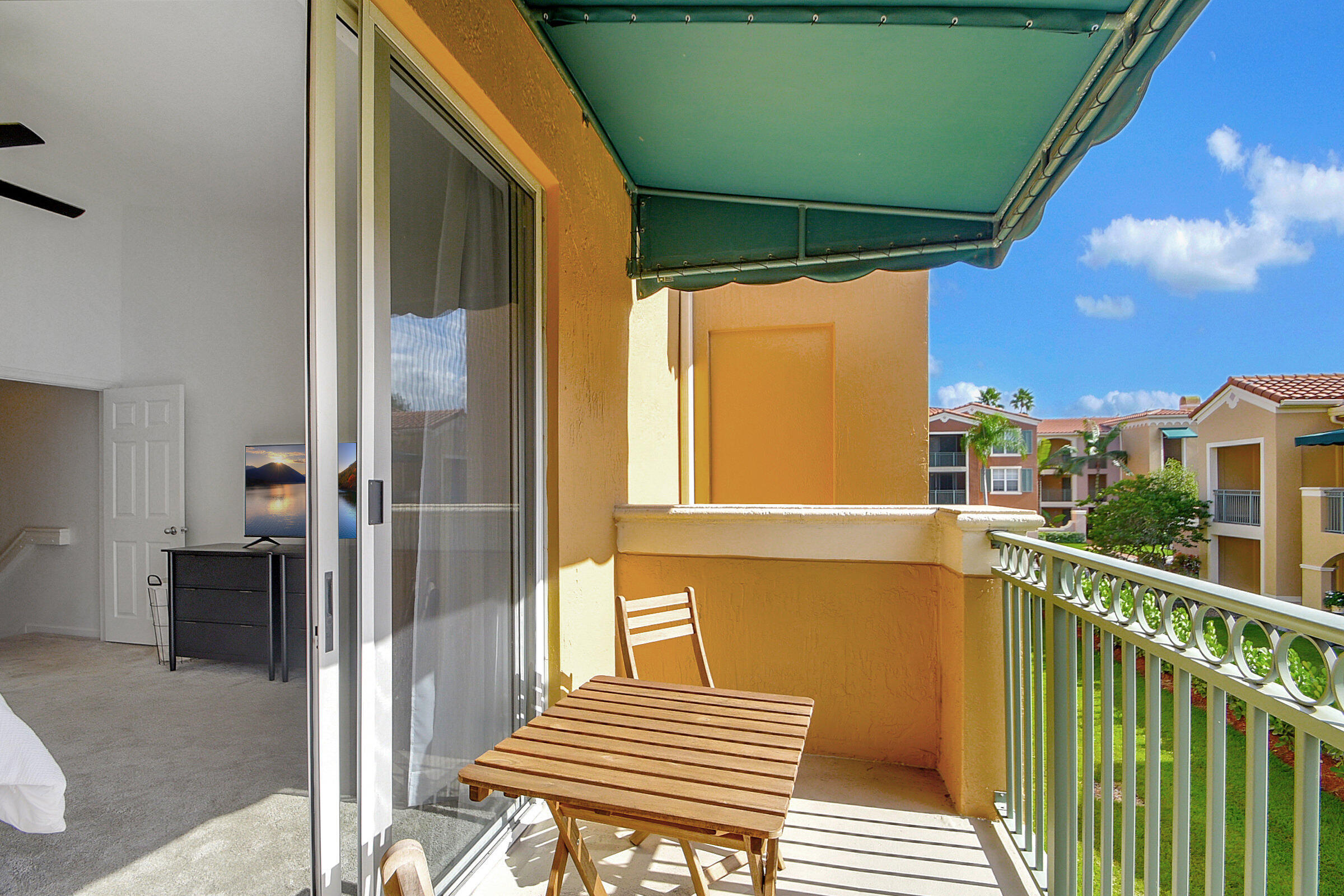 ST ANDREWS AT POLO CLUB CONDO - Residential Lease