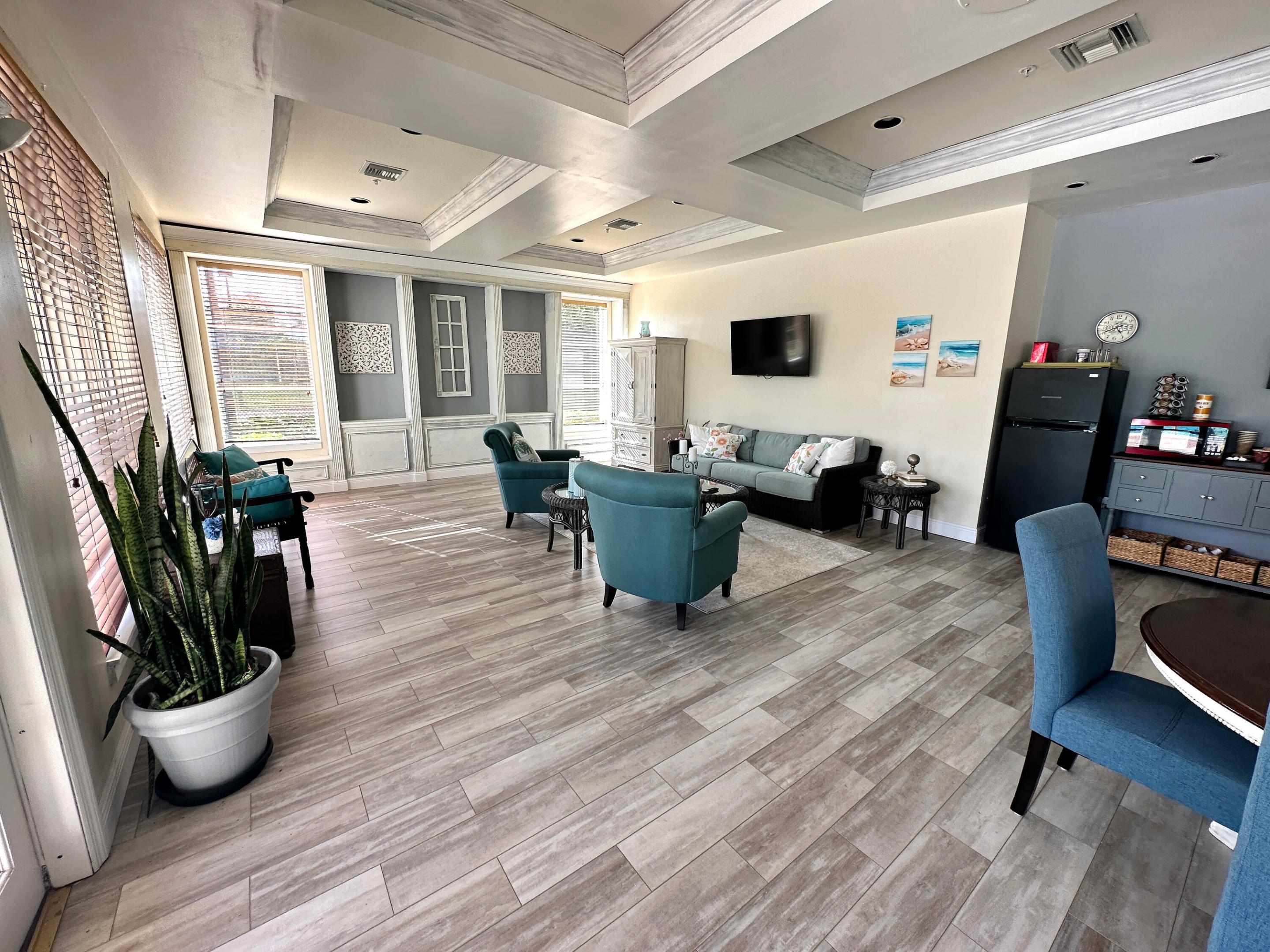 ST ANDREWS AT POLO CLUB CONDO - Residential Lease