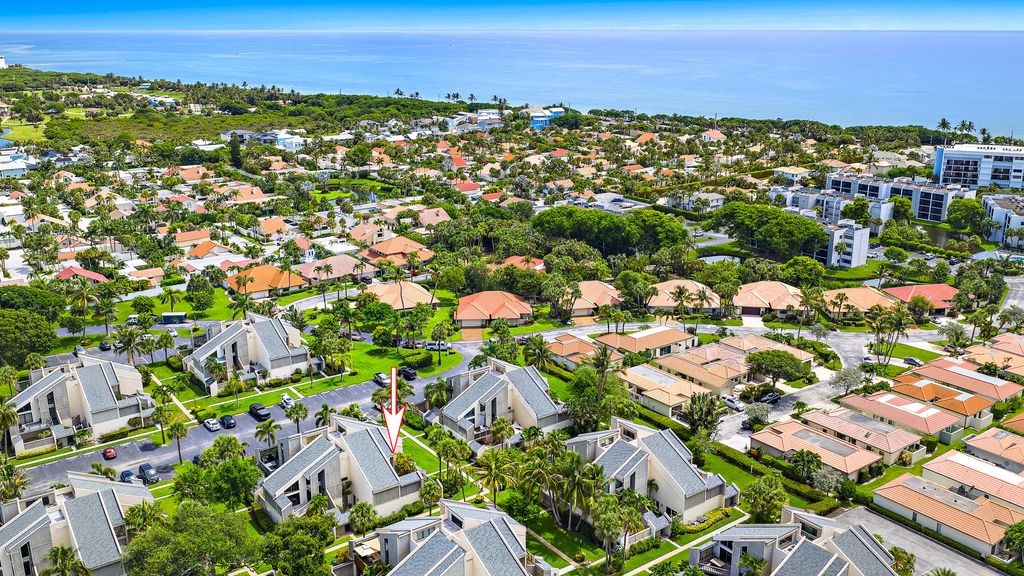Photo of 1605 U.s. 1 #13g, Jupiter, FL 33477 (MLS # B26050153)