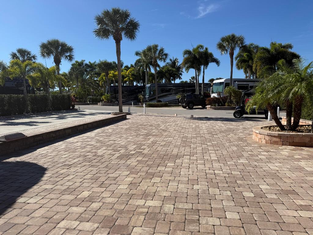 Outdoor Resort - Land