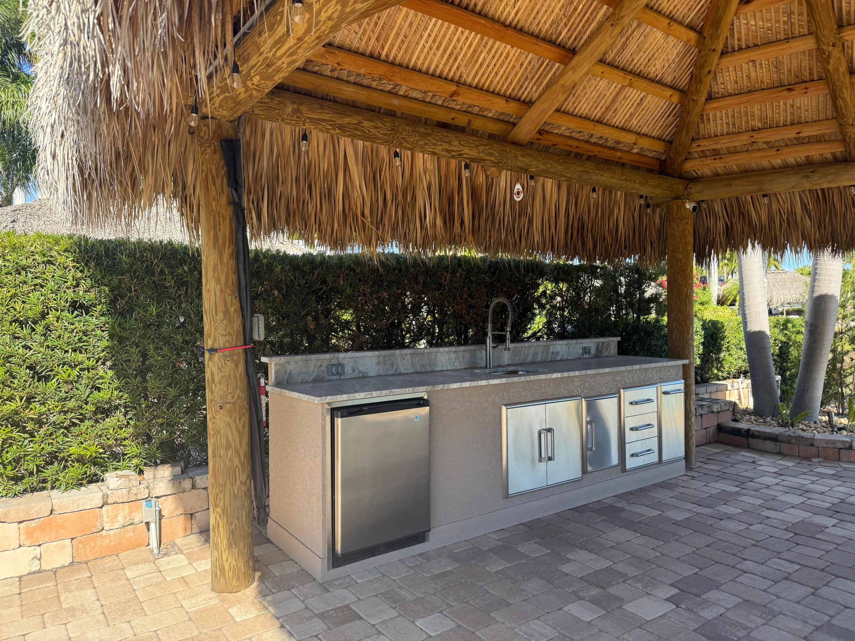 Outdoor Resort - Land