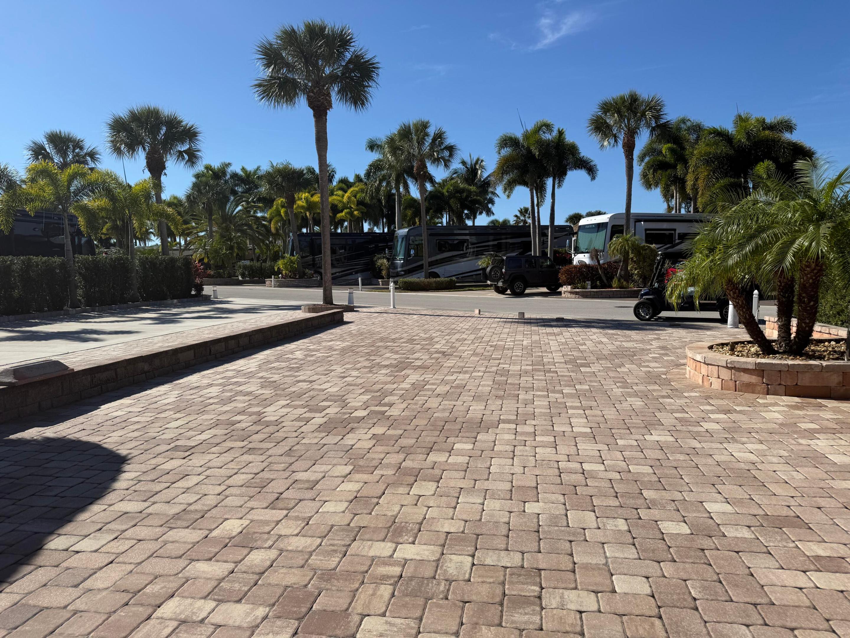 Outdoor Resort - Land