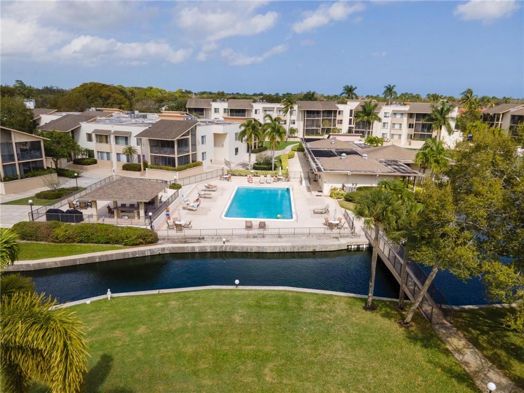 LONGWOOD CONDO - Residential