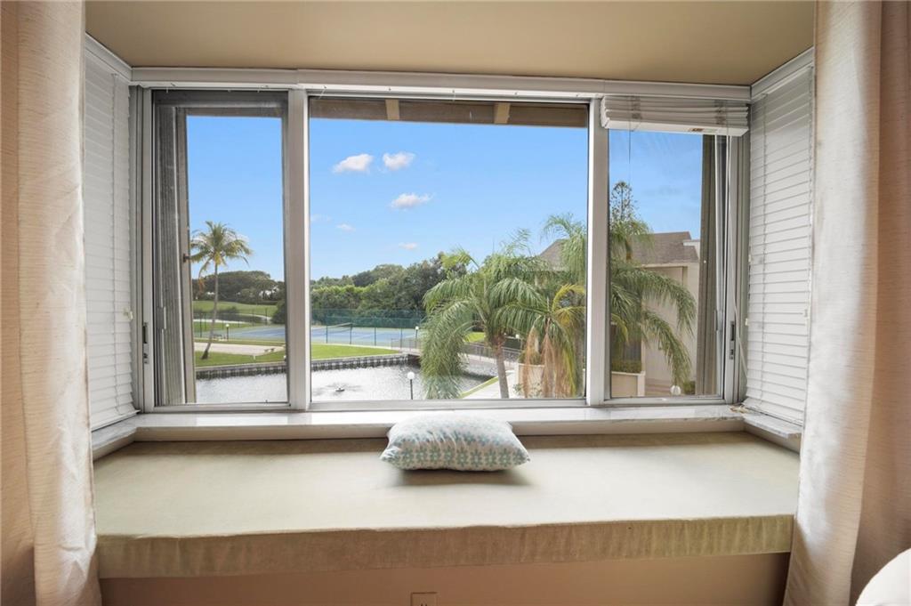 LONGWOOD CONDO - Residential