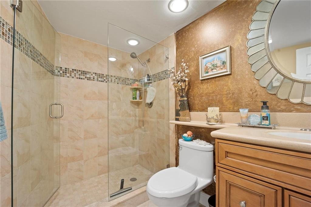 LONGWOOD CONDO - Residential
