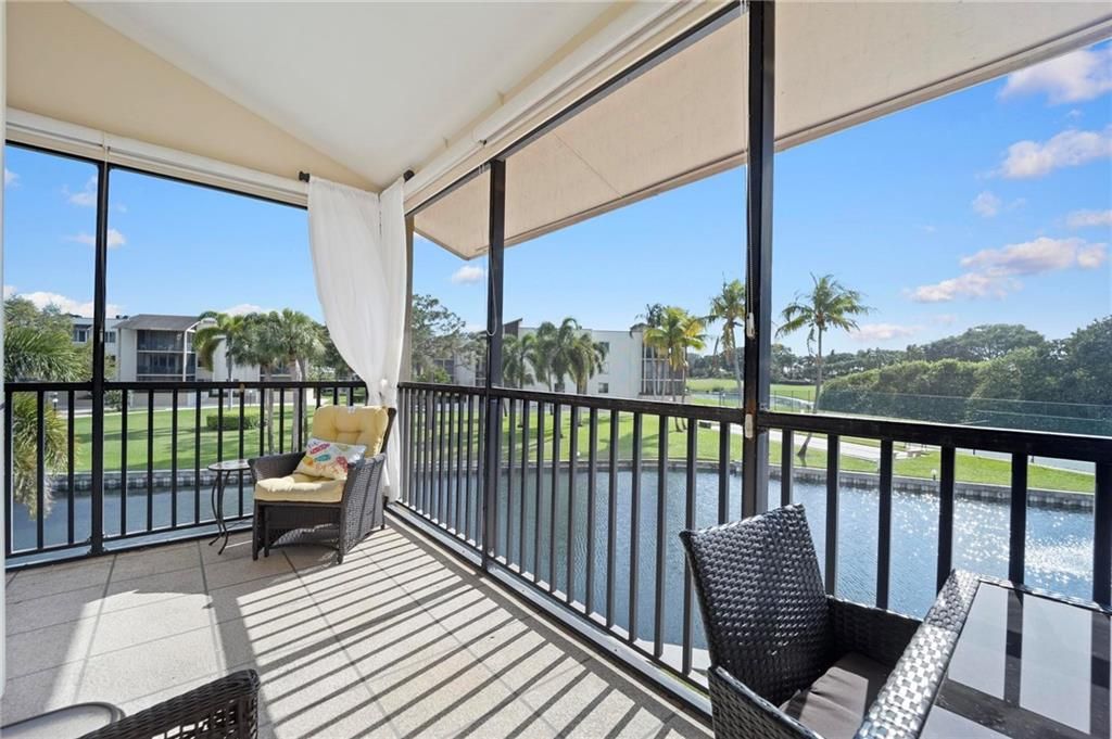 Photo of 11811 Avenue of the PGA #Bldg 2-2A, Palm Beach Gardens, FL 33418 (MLS # F10368156)