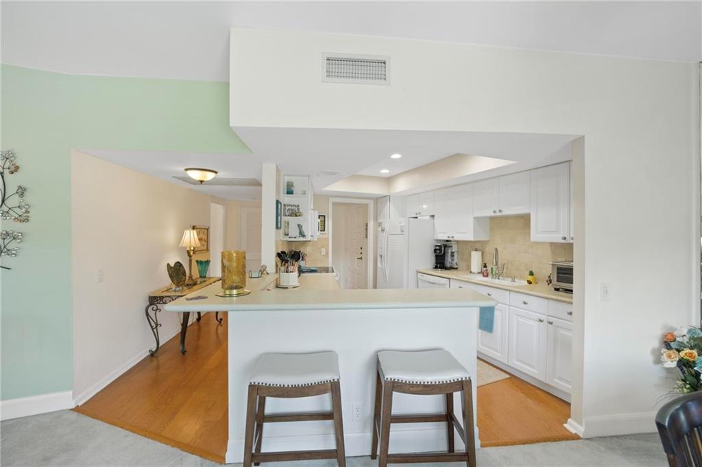 LONGWOOD CONDO - Residential