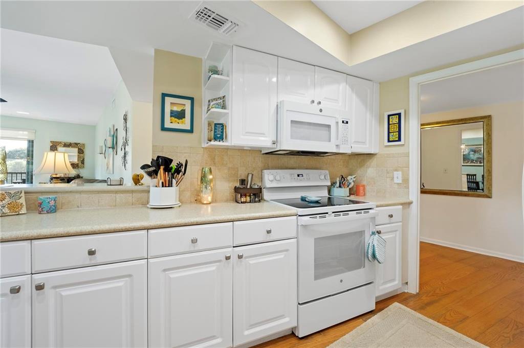 LONGWOOD CONDO - Residential