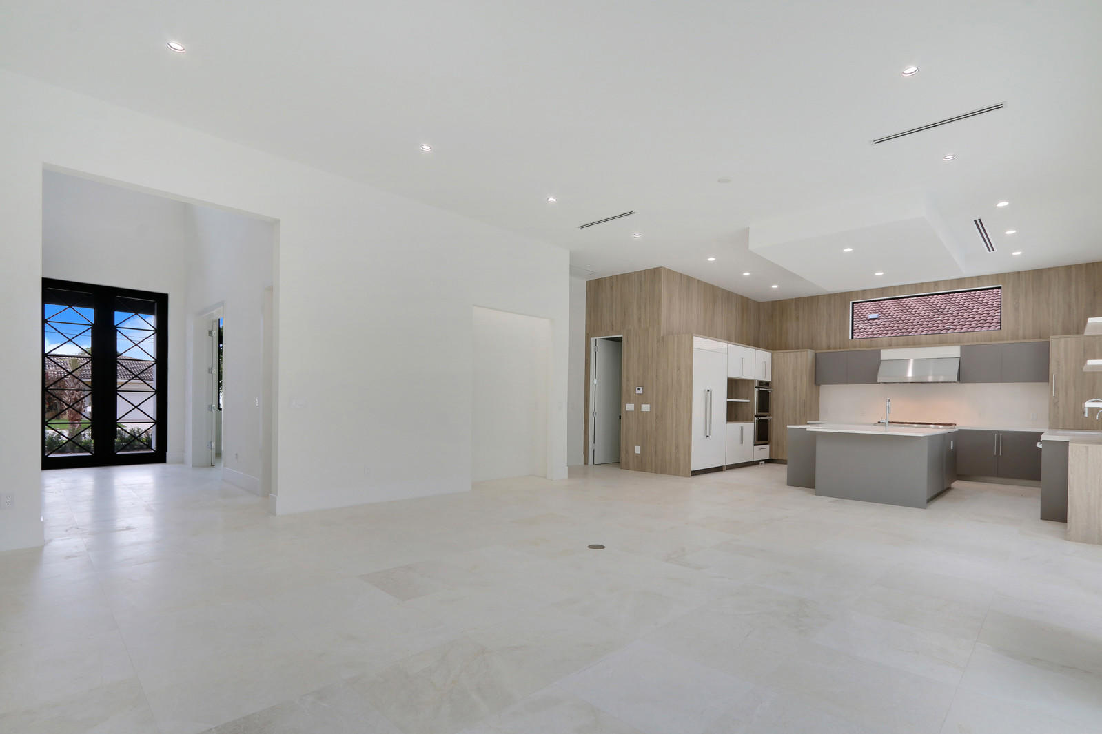 BOCA HARBOUR - Residential