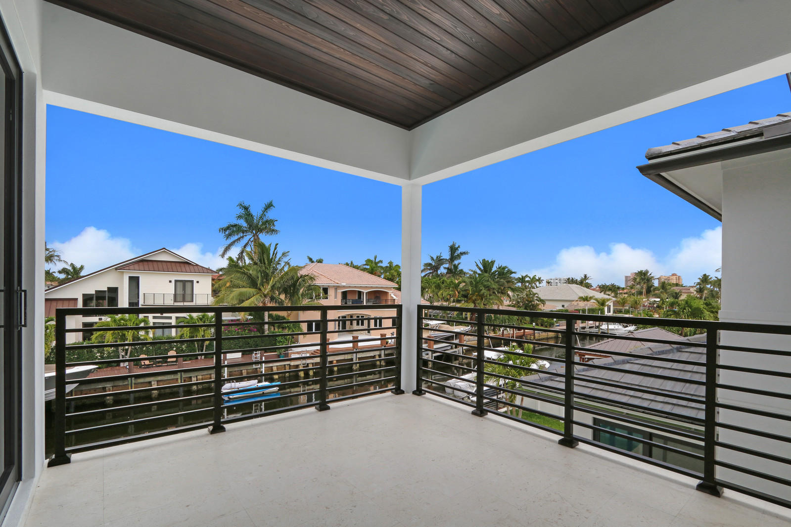 BOCA HARBOUR - Residential