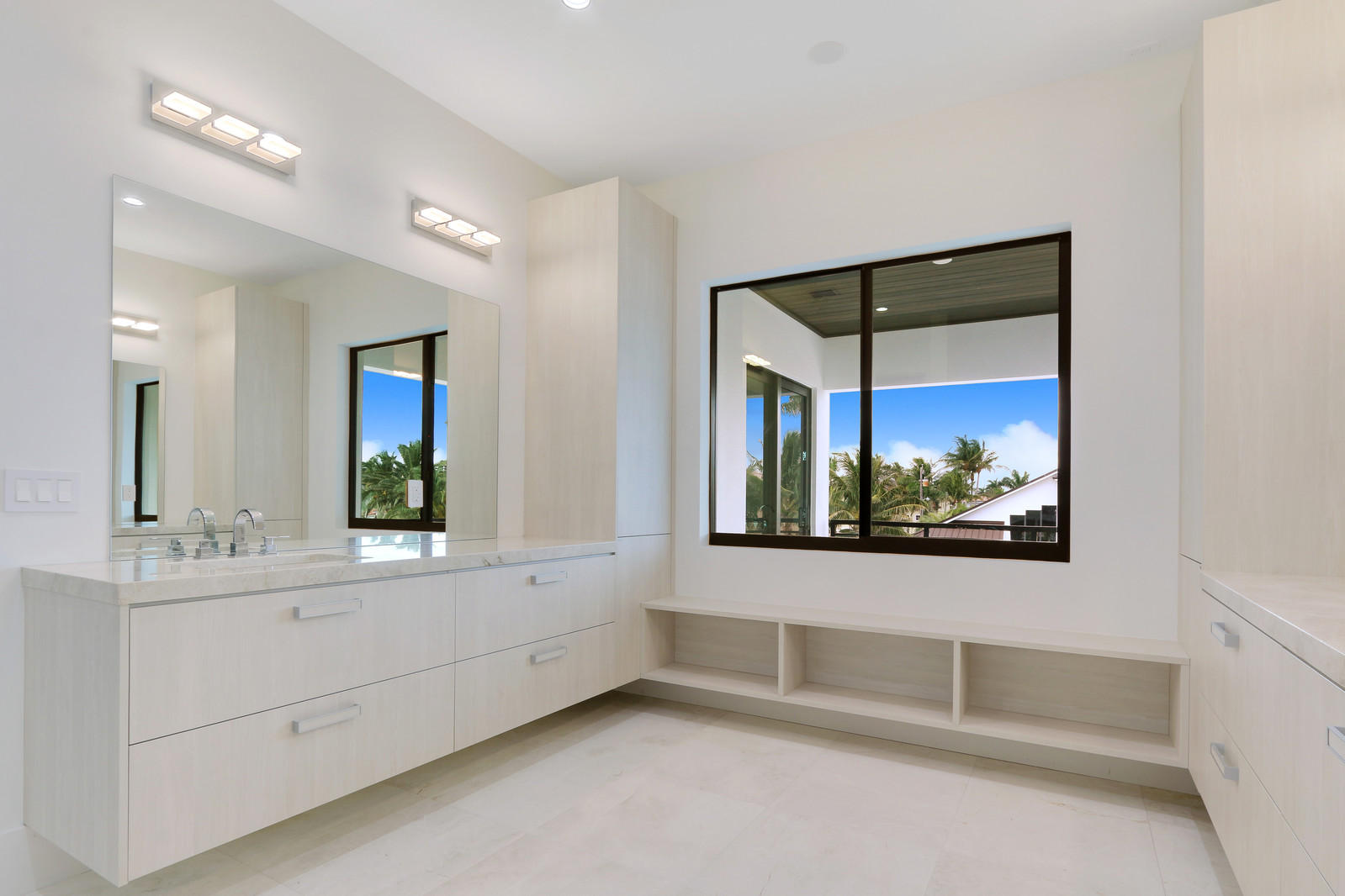 BOCA HARBOUR - Residential