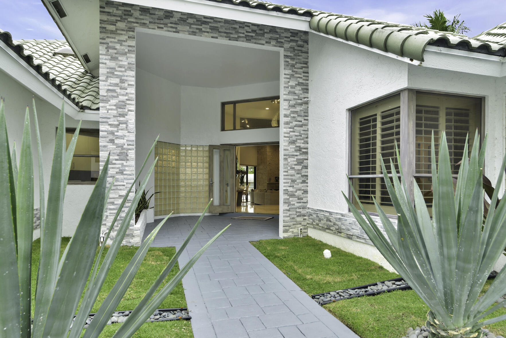 Del Harbour - Residential