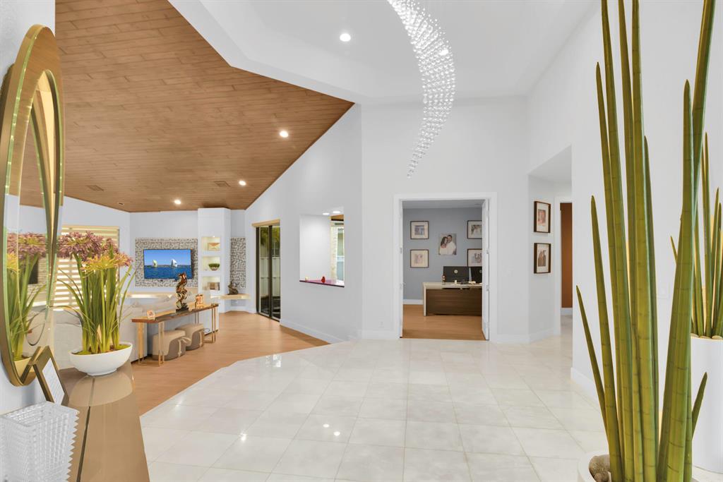 Del Harbour - Residential