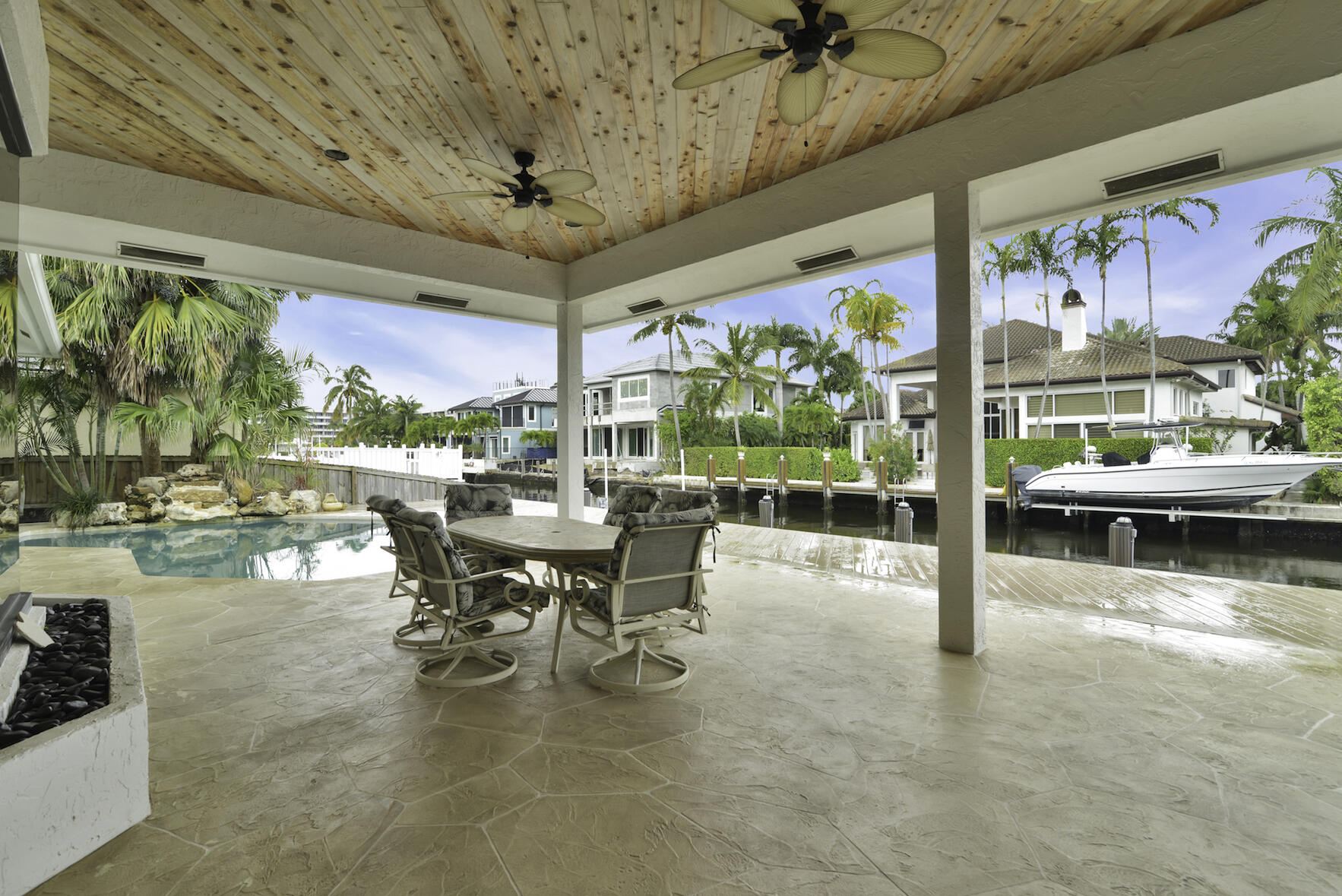 Del Harbour - Residential