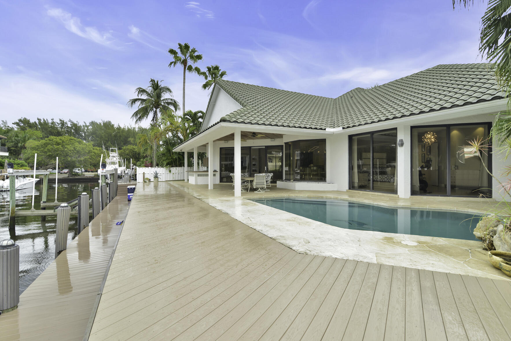 Del Harbour - Residential