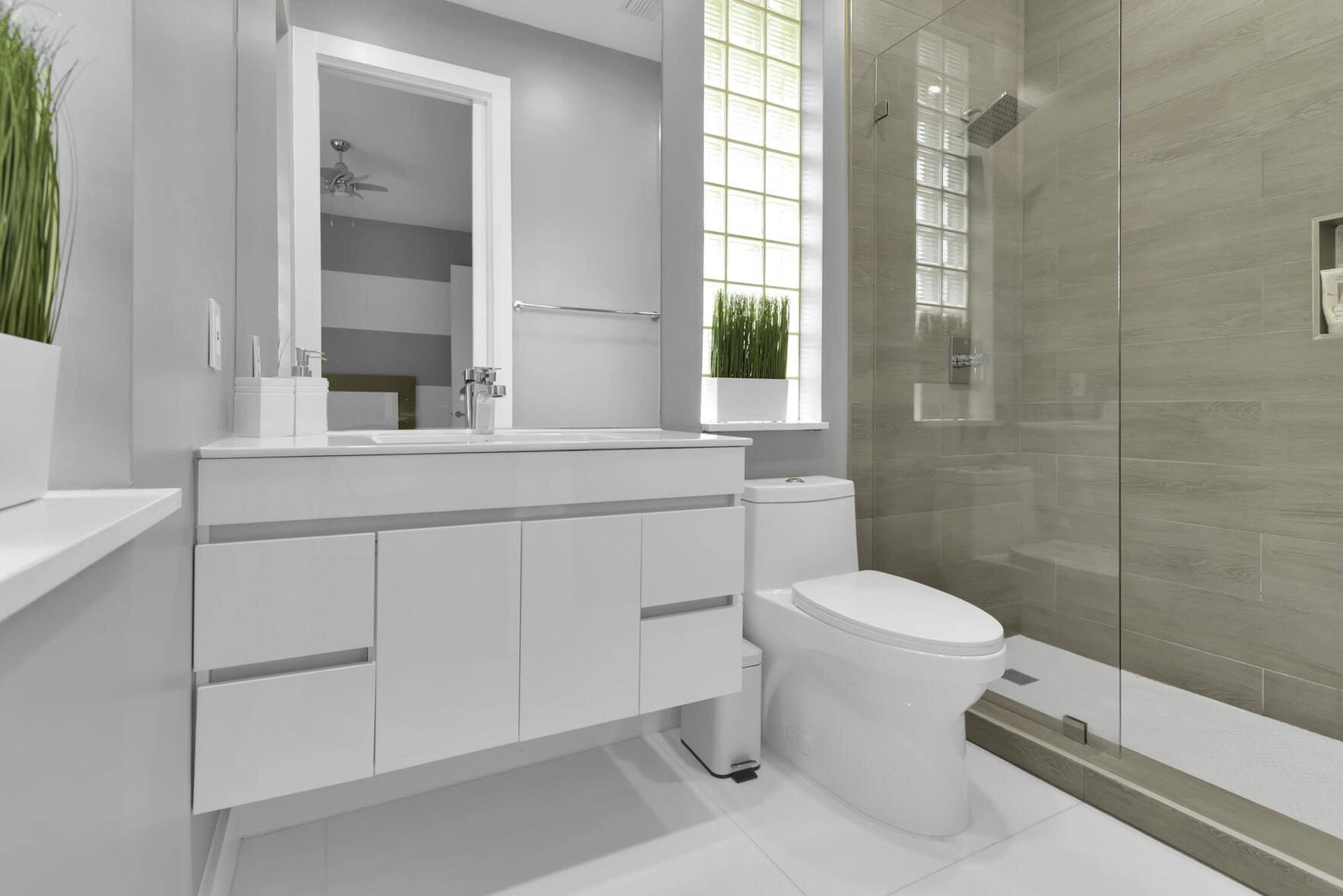 Del Harbour - Residential