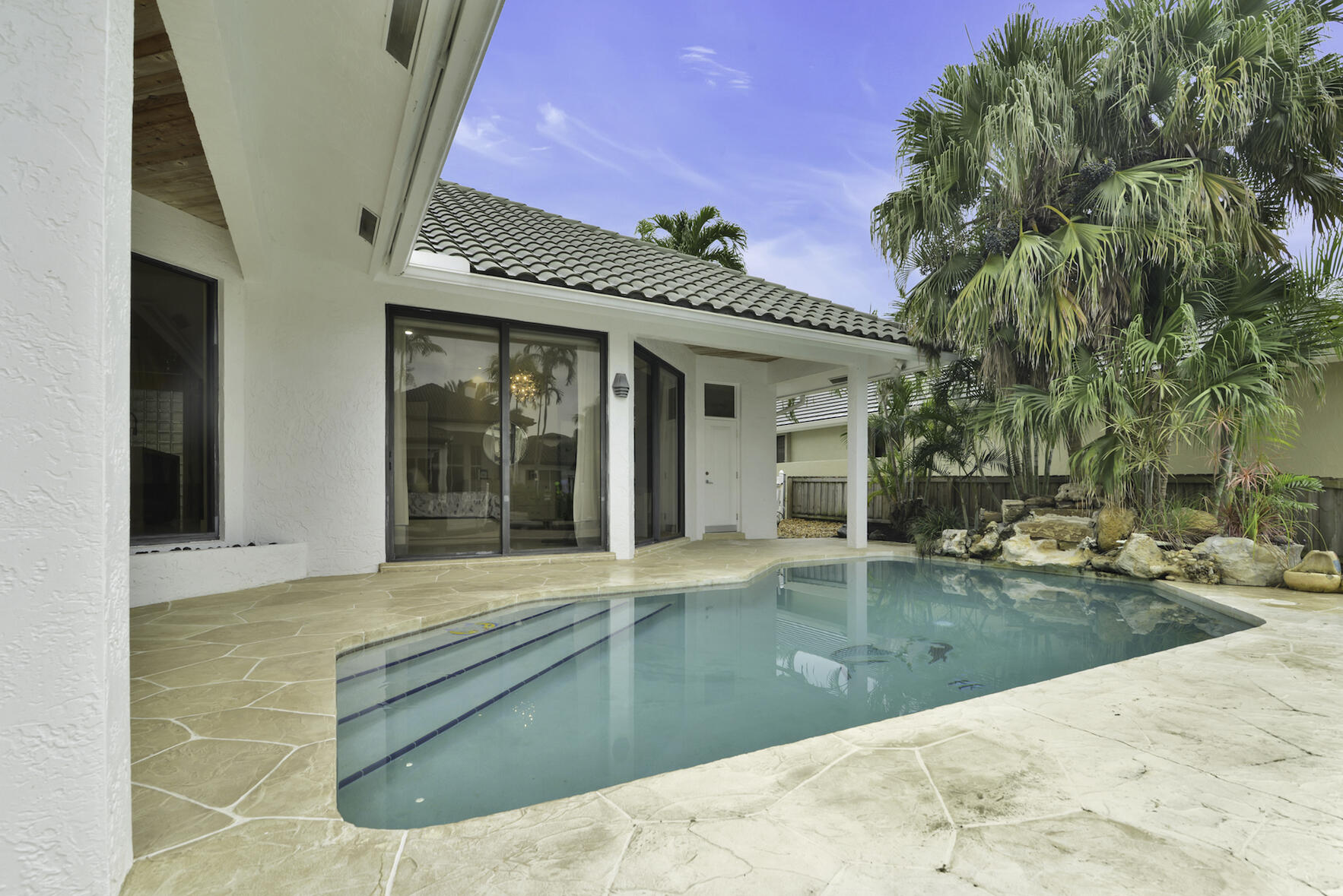 Del Harbour - Residential