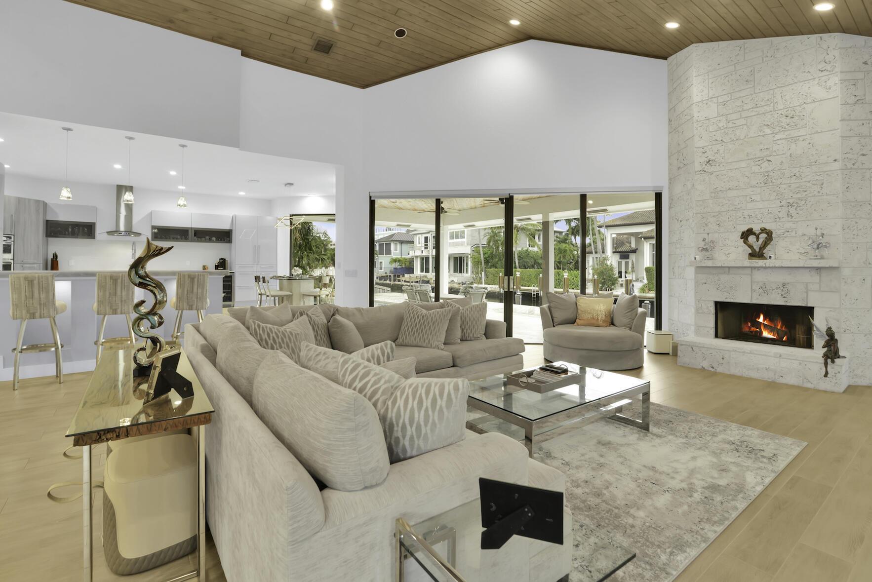 Del Harbour - Residential