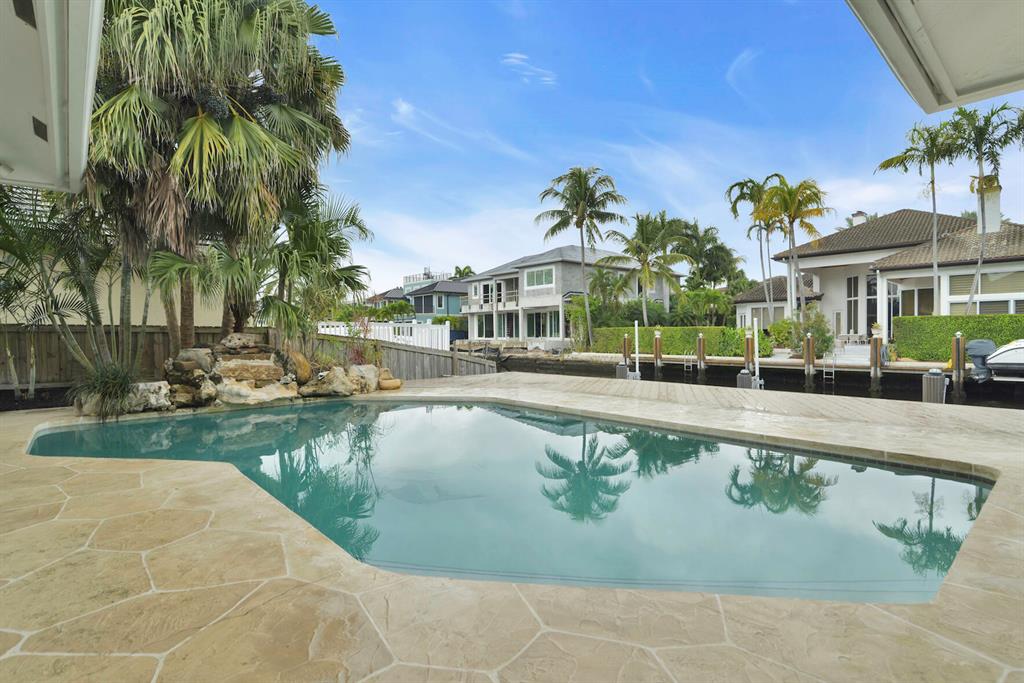 Del Harbour - Residential