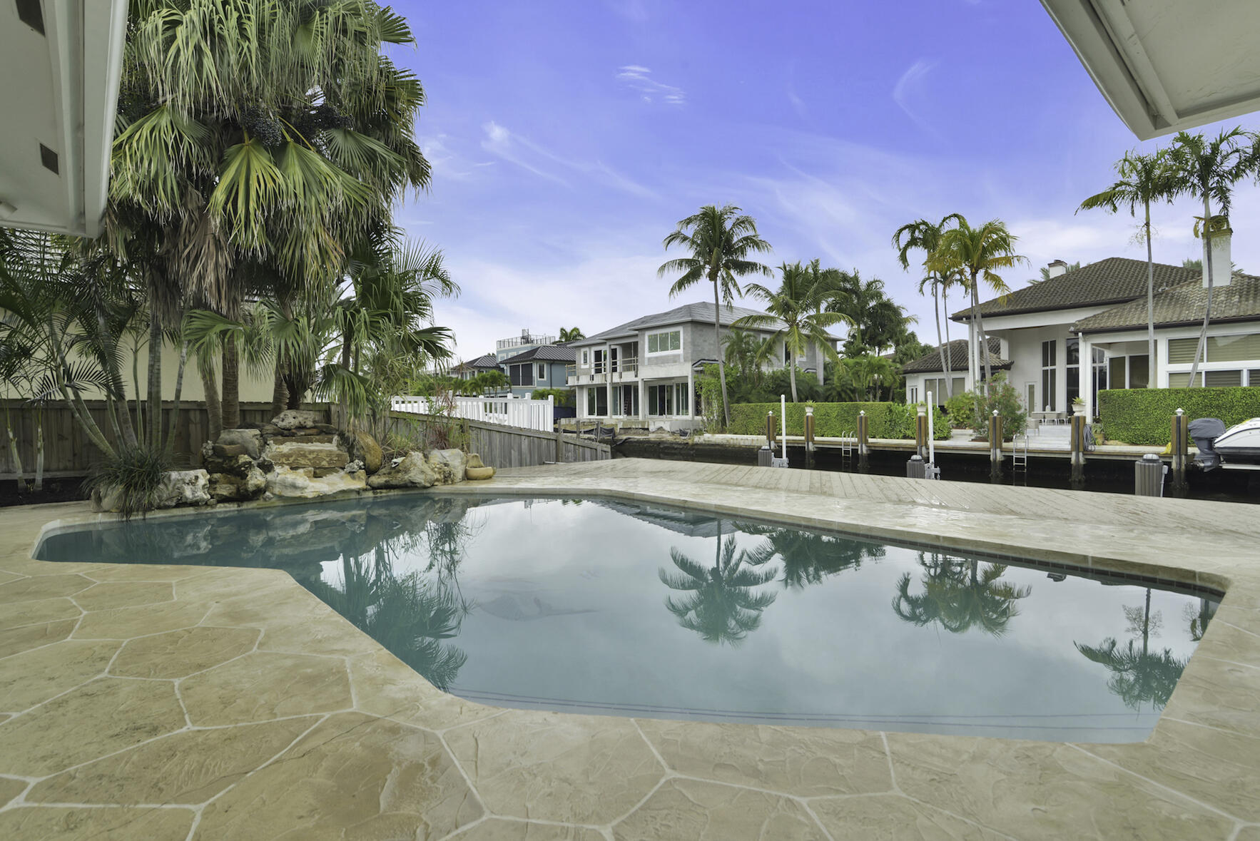 Del Harbour - Residential