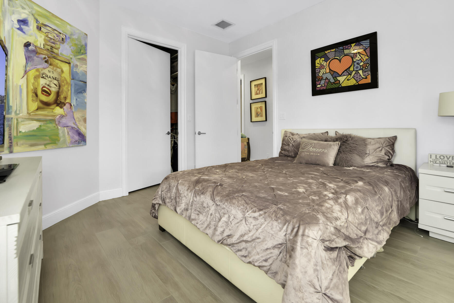 Del Harbour - Residential