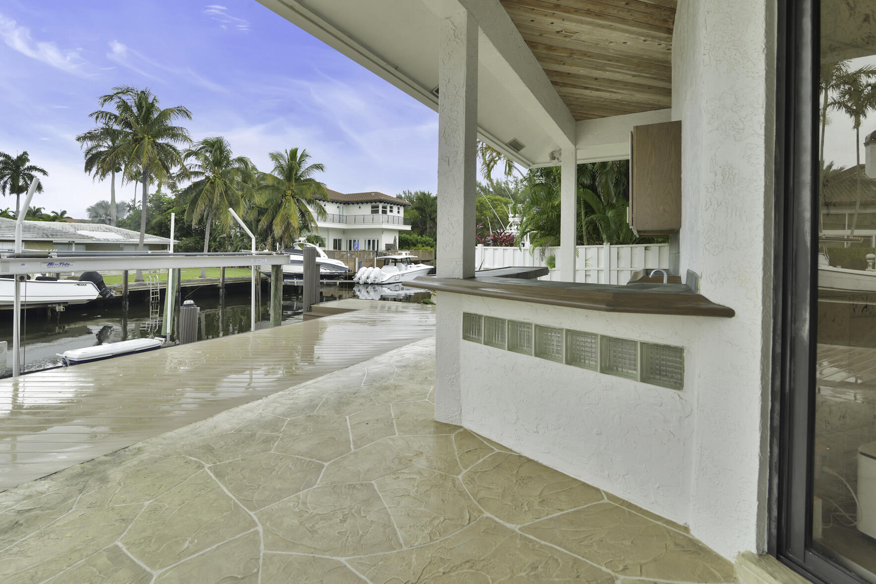 Del Harbour - Residential