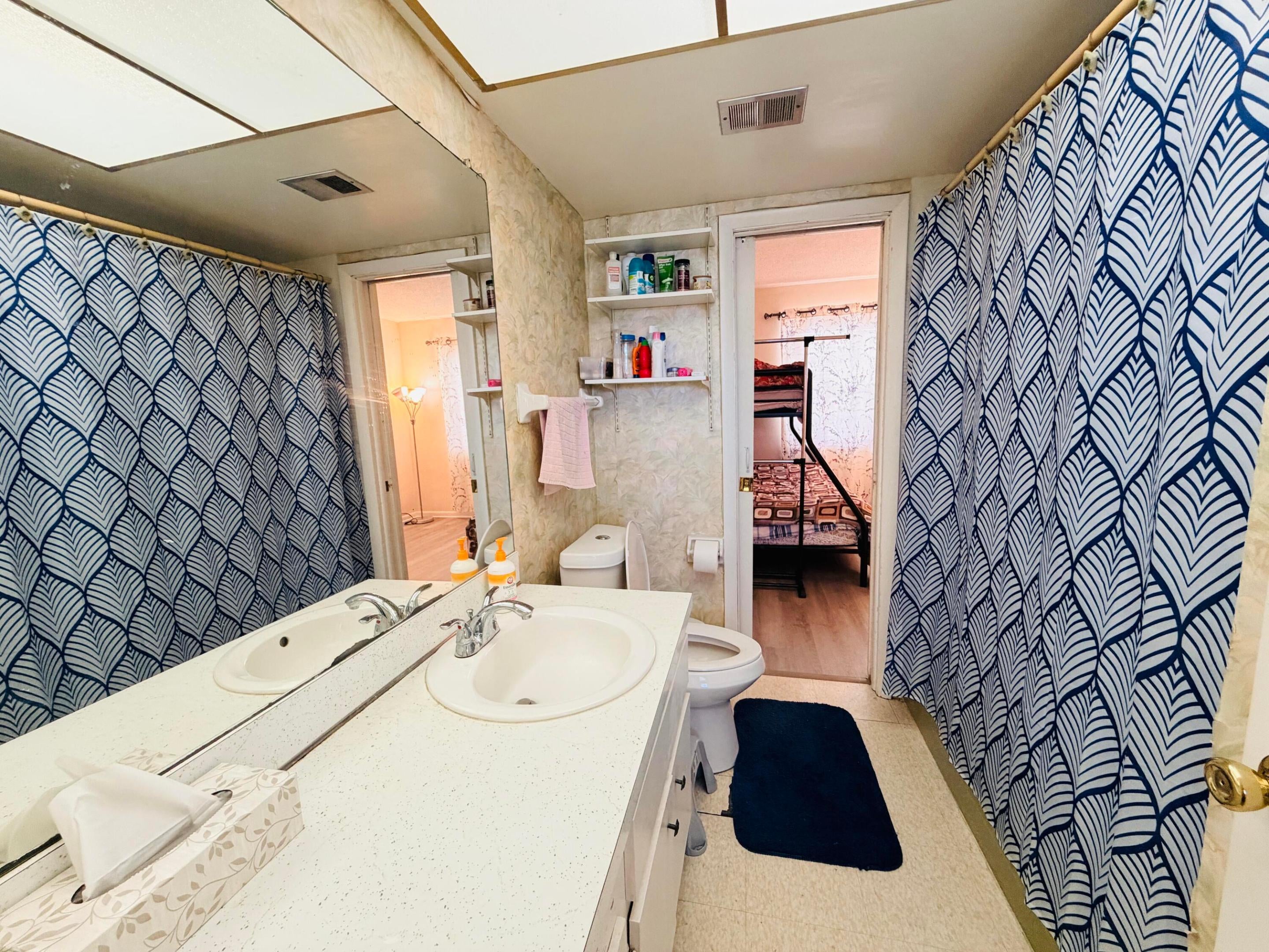 2851 E GOLF Boulevard 206