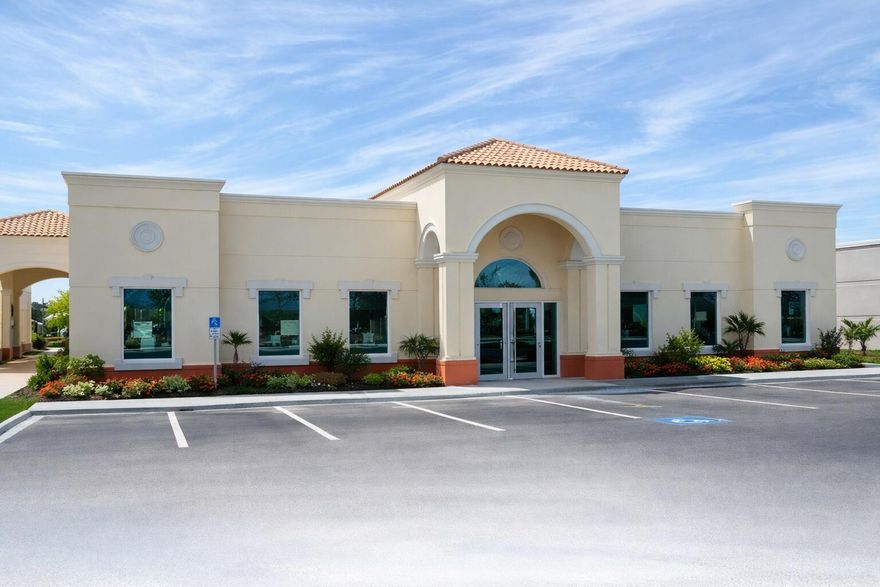 Turnkey Medical Office with Expansion Opportunity Position your practice in a high-demand medical corridor with immediate usability and future growth potential. This ±4,200 SF medical office suite offers a functional layout, existing infrastructure, and optional furniture and therapy equipment, making it ideal for providers looking to launch quickly or expand efficiently.