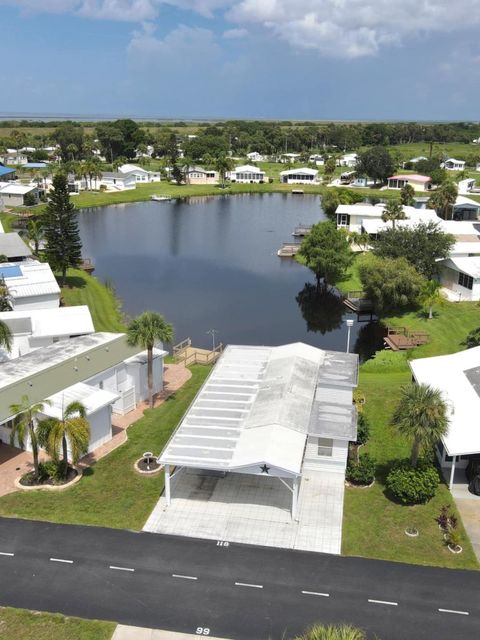 A home in Okeechobee