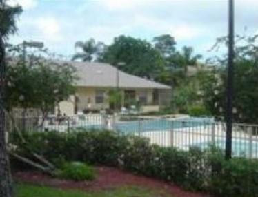 Waters Edge At Deerfield - Residential