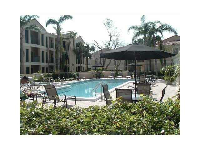 SAVANNAH AT RIVERSIDE - Residential