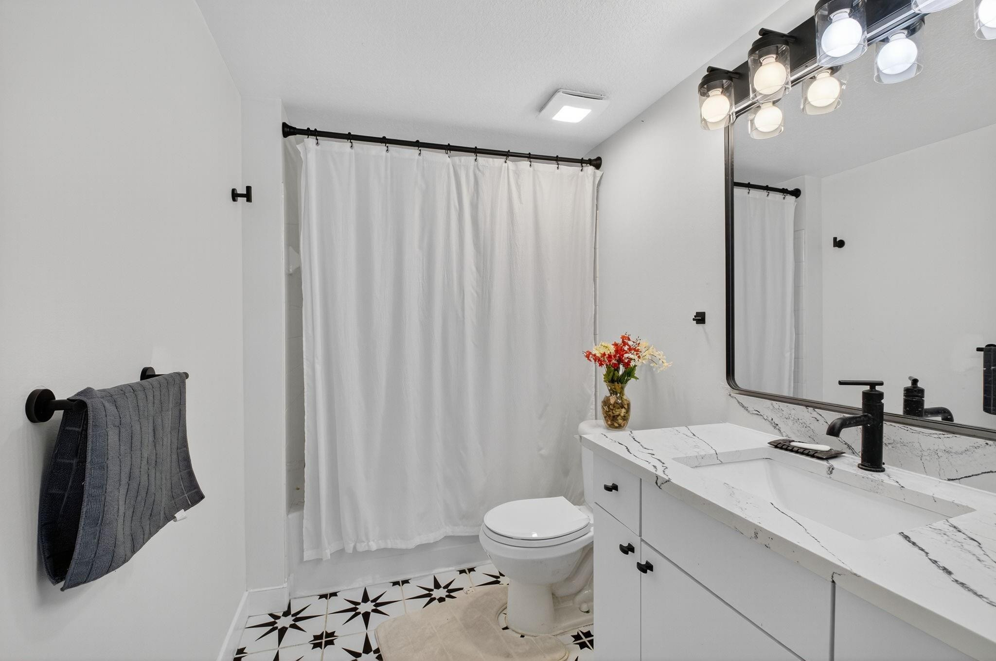 Villa Del Sol - Residential