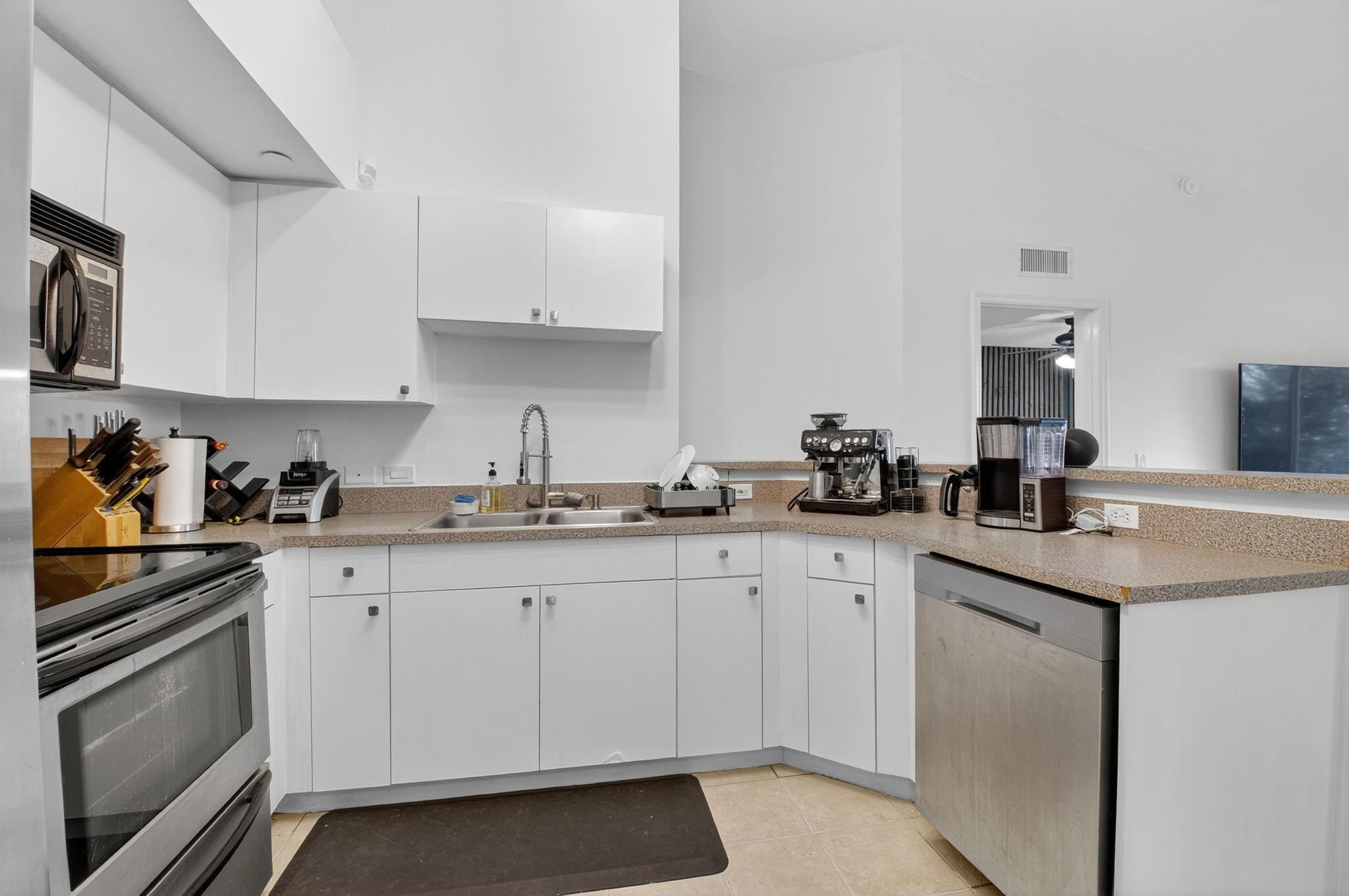 Villa Del Sol - Residential