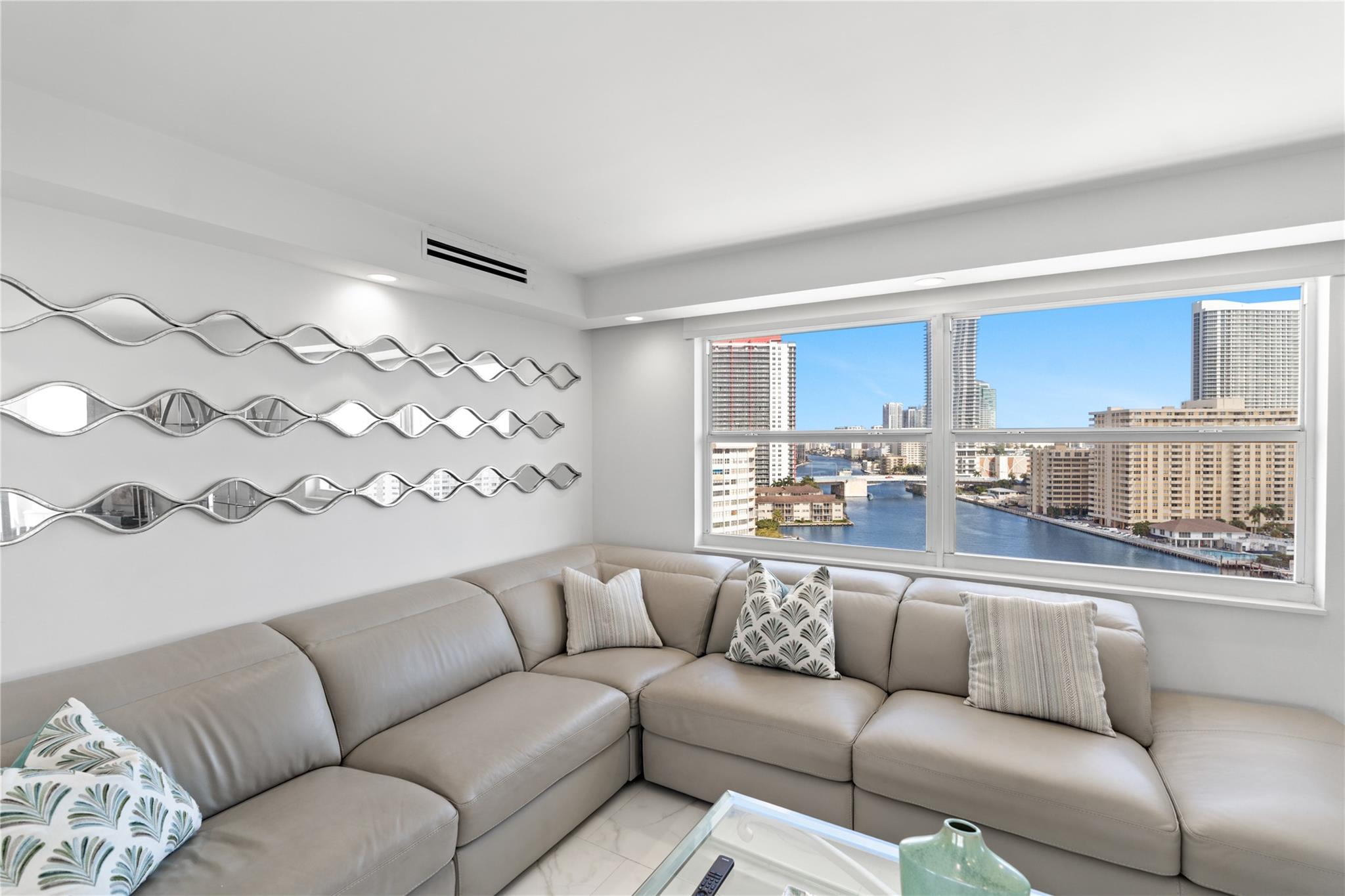 Dorsey Arms Condo - Residential Lease