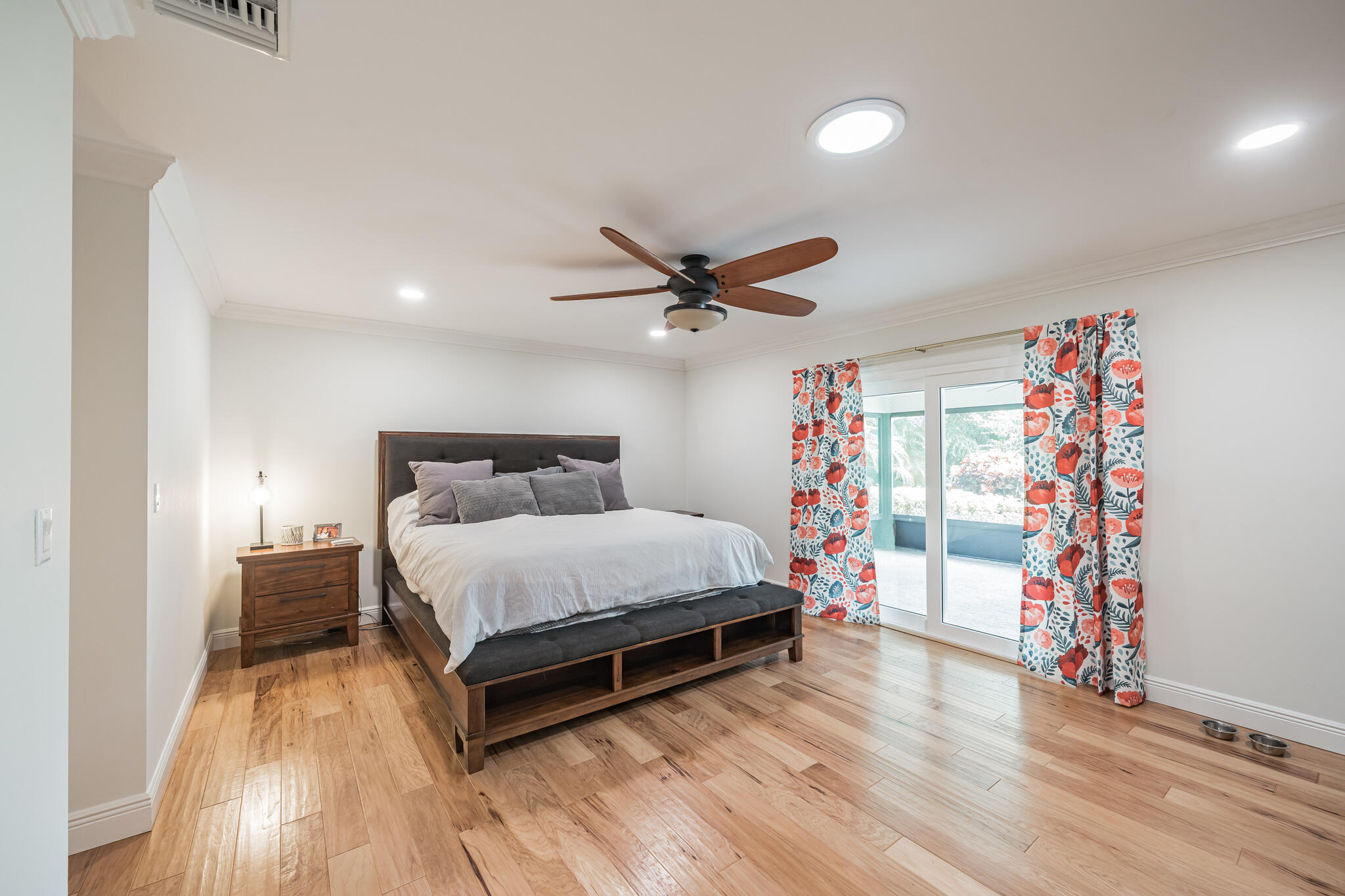 MARINER SANDS - Residential