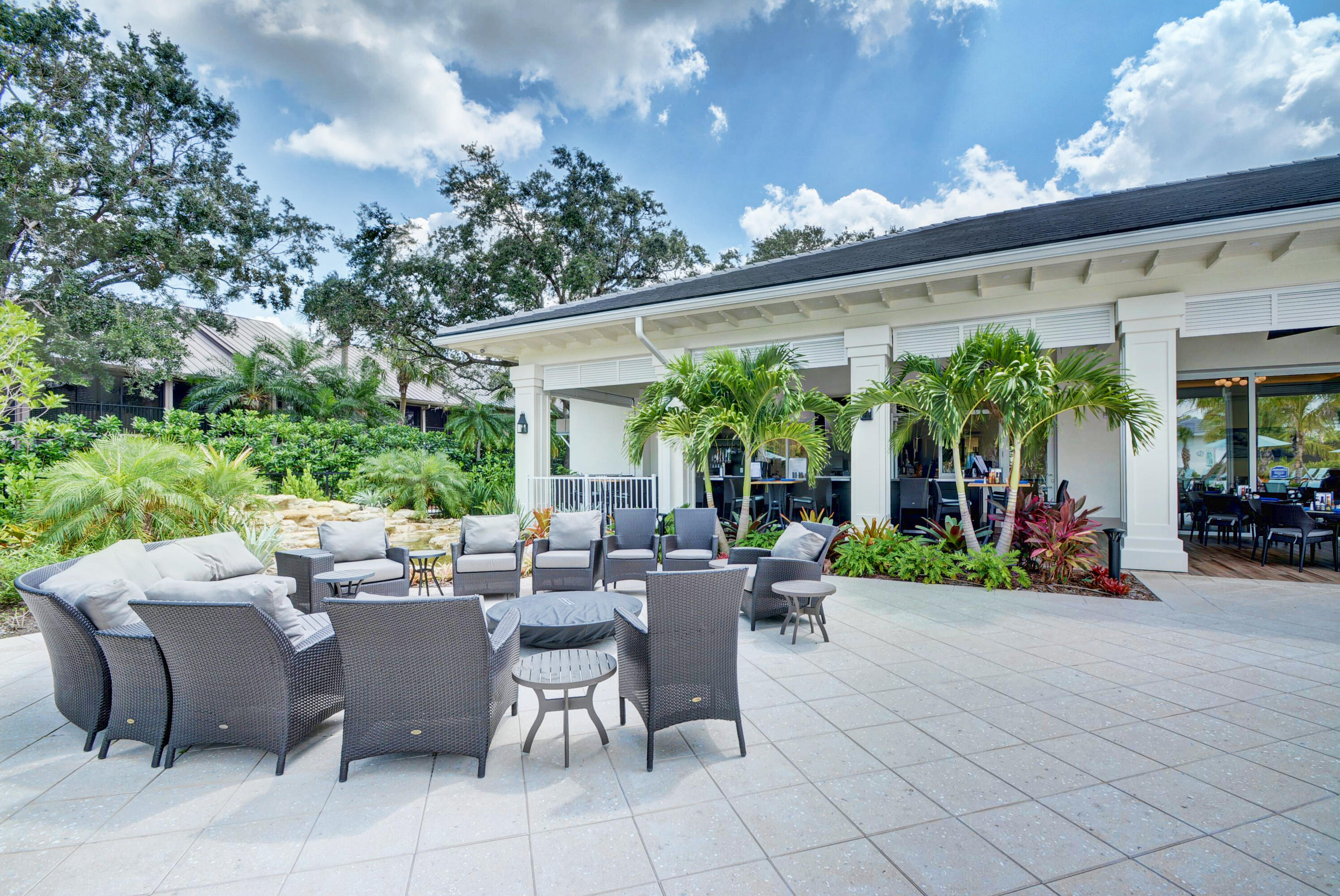 MARINER SANDS - Residential