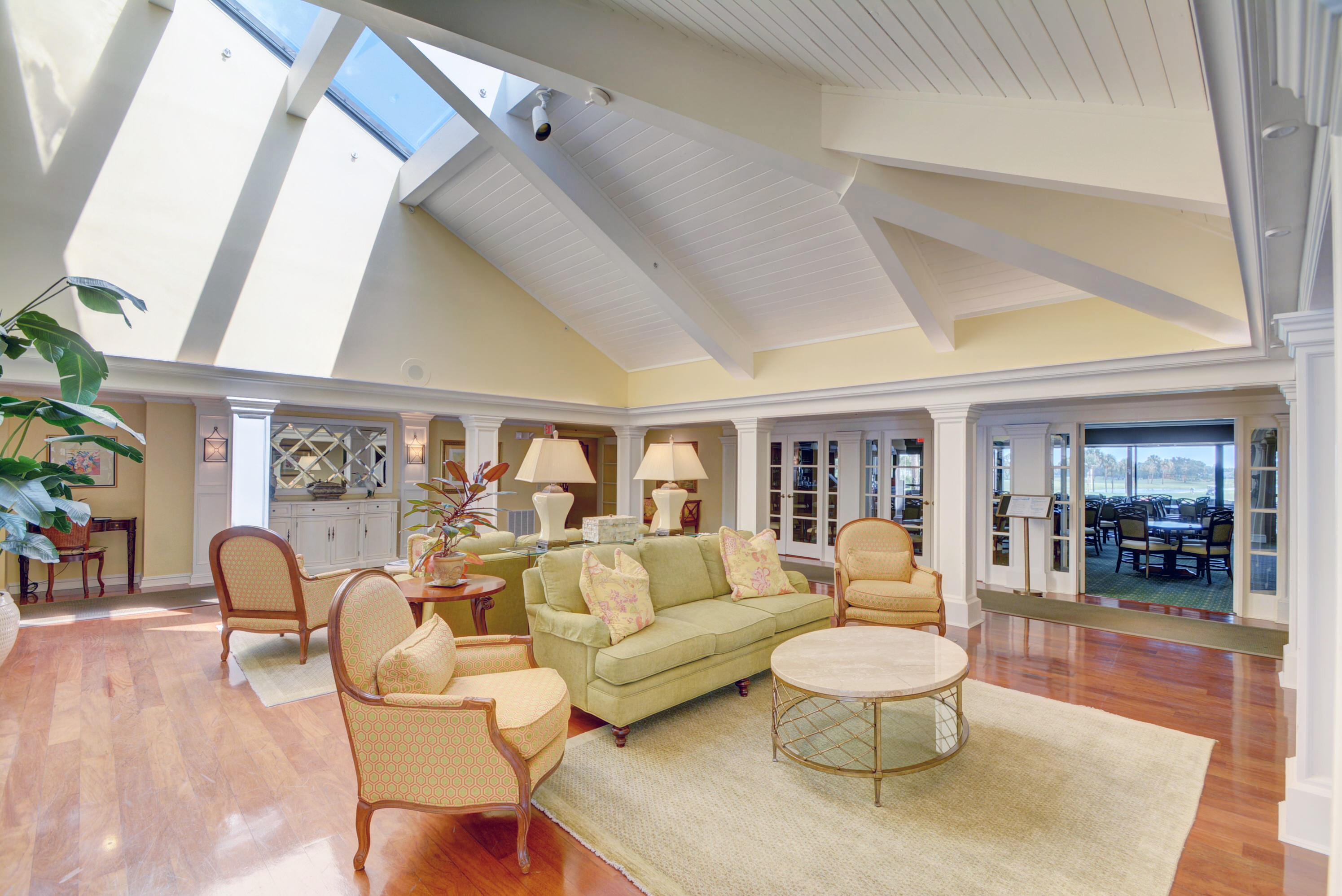 MARINER SANDS - Residential