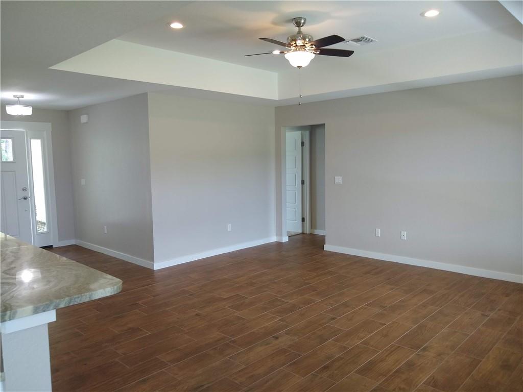 SPRING LAKE VILLAGE III - Residential Lease