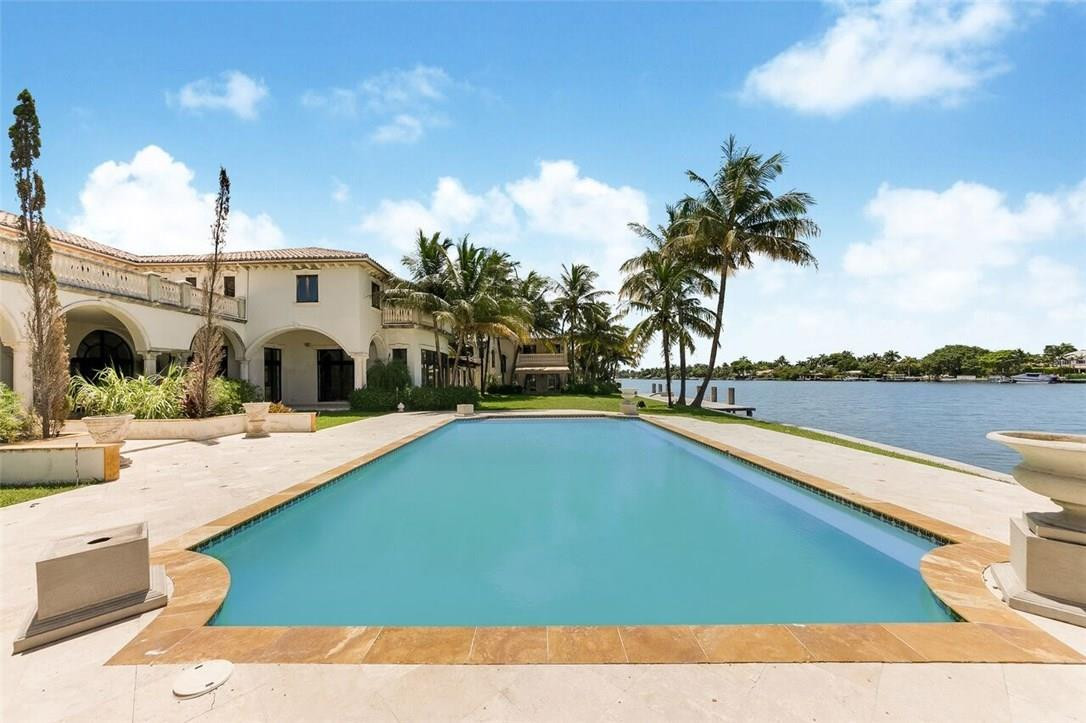 Hollywood Lakes Sec 1-32 - Residential