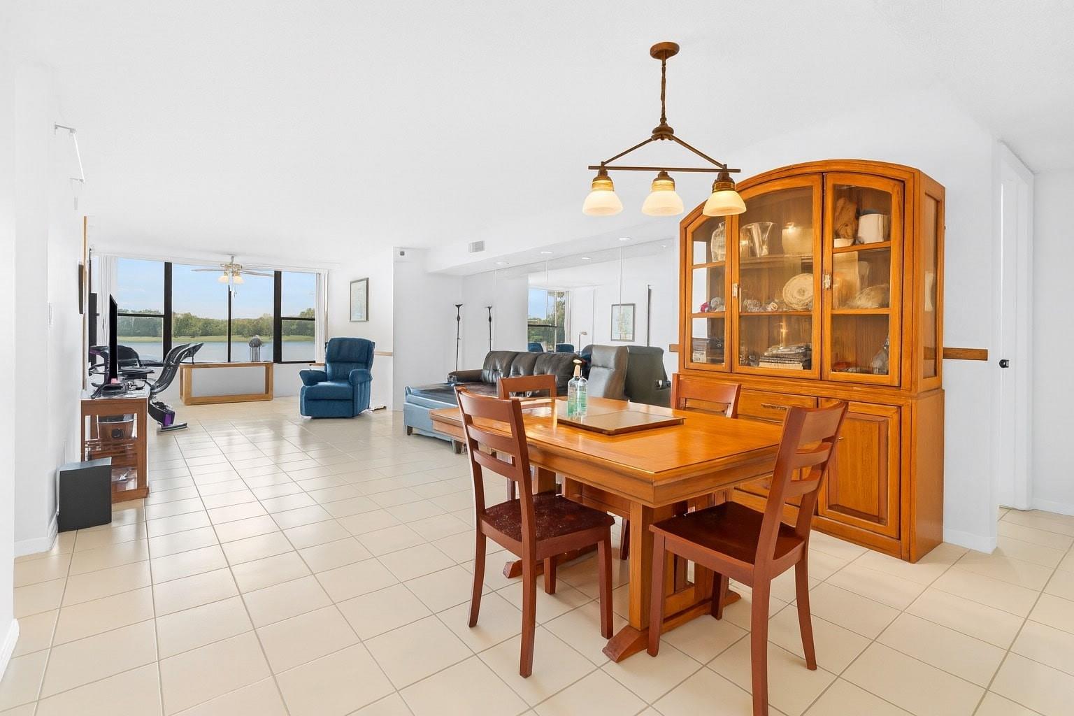 APPLEWOOD VILLAGE IV - Residential